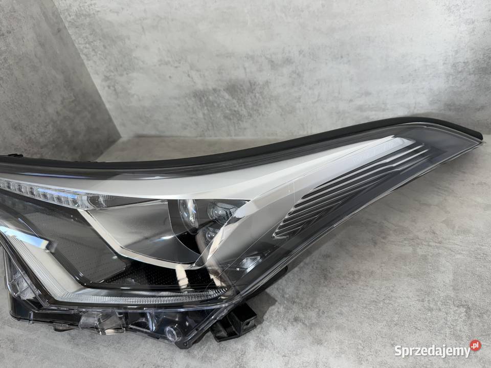 TOYOTA CHR CHR LAMPA PRZÓD LEWA PRZEDNIA FULL Lampy przednie Wijewo