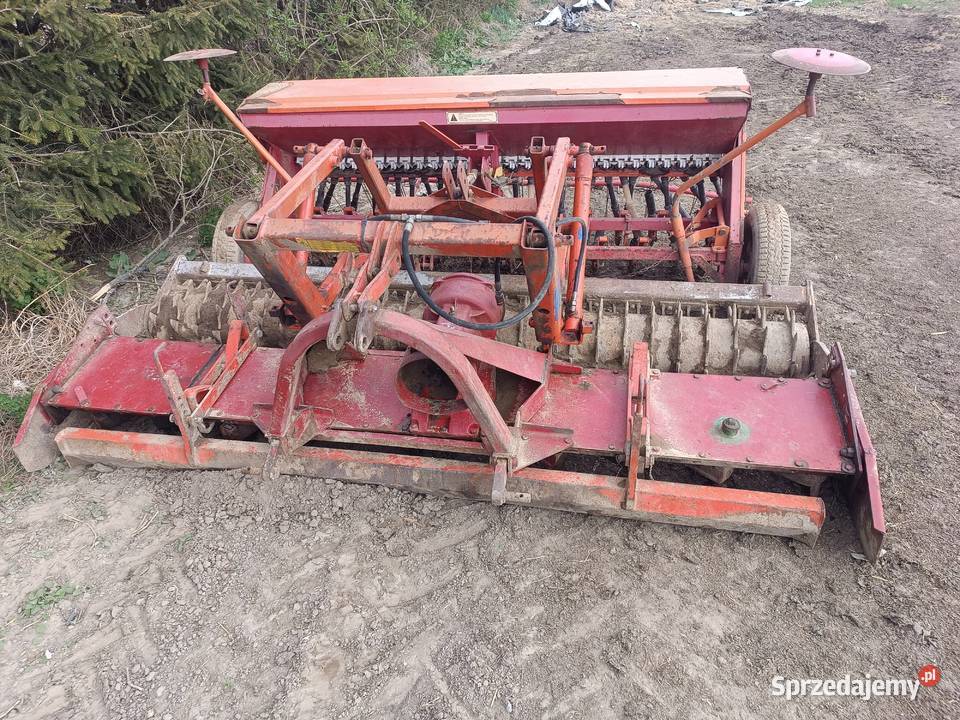 Agregat uprawowo siewny nieuszkodzony Łobżenica