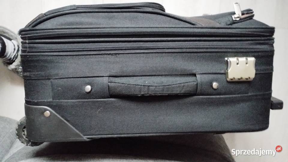 walizka czarna czytaj opis