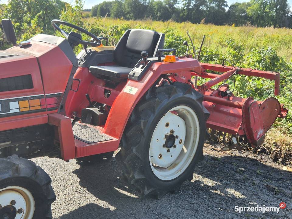 Traktorek traktor MITSUBISHI MT18D 44 Napęd 4x4 dolnośląskie Małuszyn sprzedam