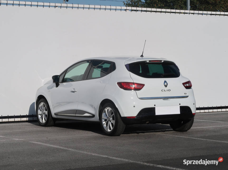 Renault Clio 09 TCe światła przeciwmgielne