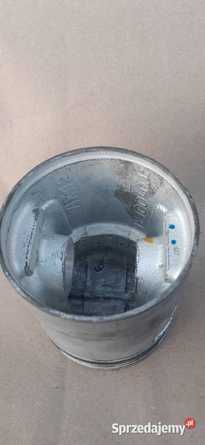 2 x TŁOK FSO Fiat 125p Grodzisk Mazowiecki