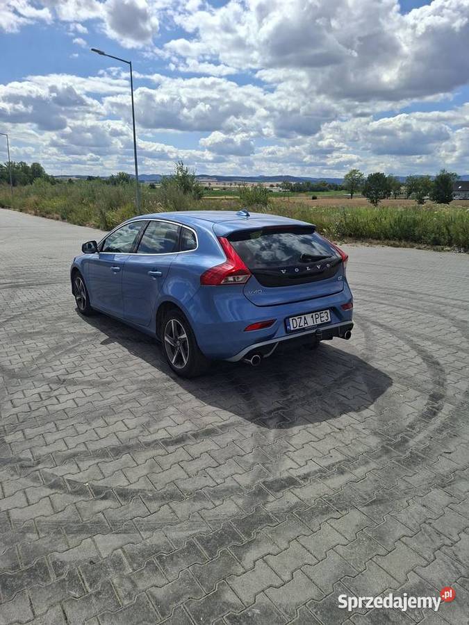 Volvo V40 D2 DriveE RDesign Momentum światła przeciwmgielne Ząbkowice Śląskie