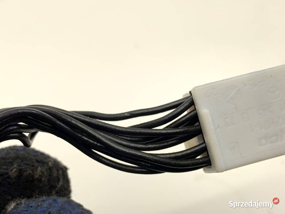 LUSTERKO LEWY MERCEDES W221 SedanLimuzyna 0513