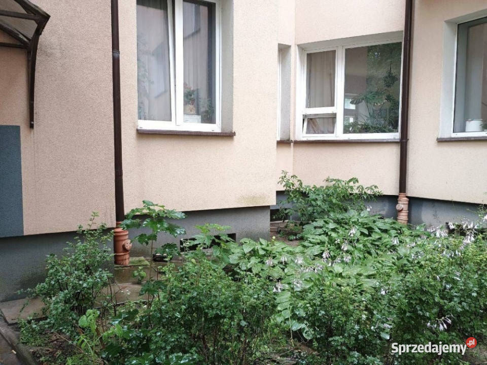 Sprzedam mieszkanie w kamienicy 60 m2 2 piętra Białystok sprzedam