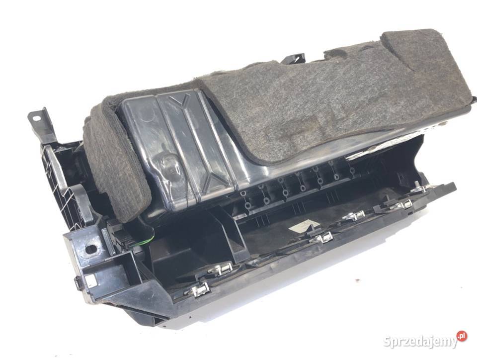 SCHOWEK PASAŻERA MERCEDES C218 Hatchback 1117