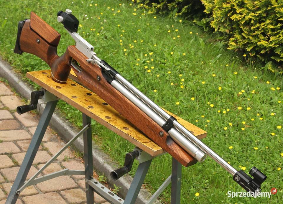 FEINWERKBAU FWB 700 BENCHREST BASIC karabinek Sporty strzeleckie i myślistwo