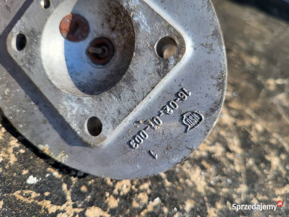 GŁOWICA SILNIKA NSU 16 02 01 003 NSU