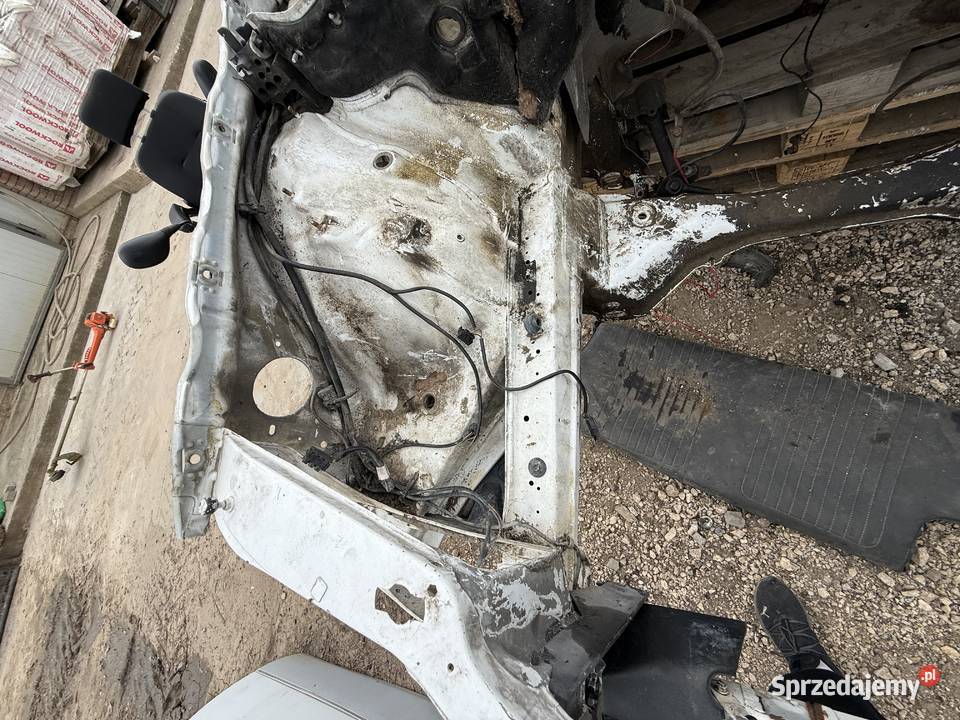 Karoseria i wiele innych części w124 25 diesel Proszowice