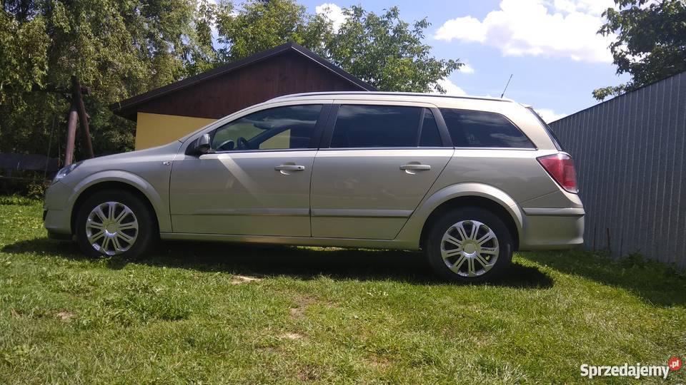 Opel Astra H 17 CDTI Kombi 101 Cosmo bogate klimatyzacja Nowa Wieś