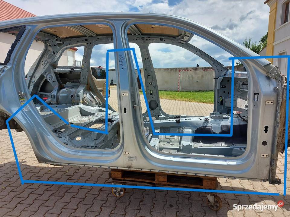 Audi Q7 II LIFT 4M0 TFSI próg słupek prawy a b osobowe