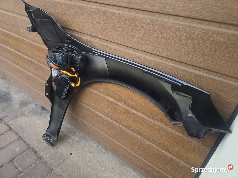 Błotnik Lewy przód Volvo V60 Hybyda Hybrid 717 w Kielce
