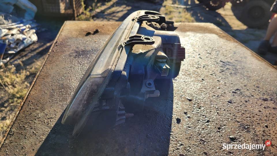 Lampa przednia prawa Rover 200 Oświetlenie