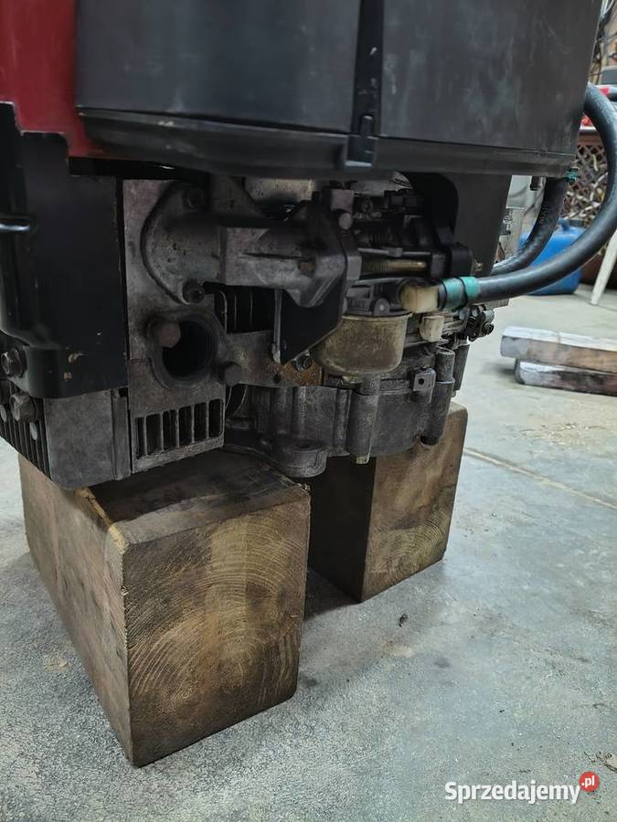 Silnik traktorka Briggs Stratton 125Hp