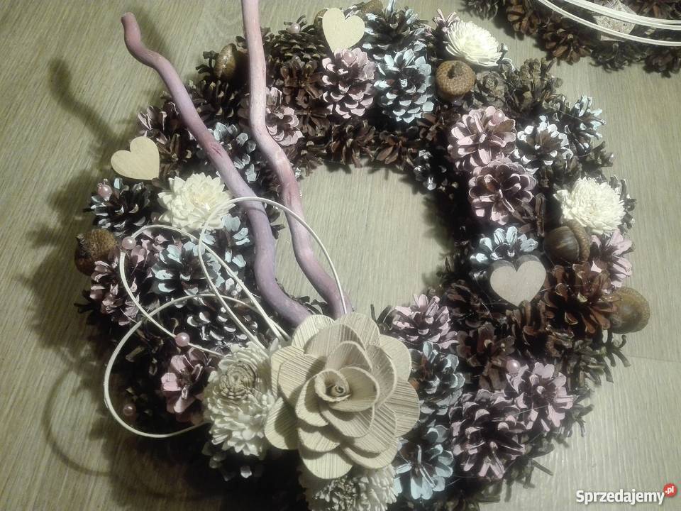 Wianek z szyszek na wszystkich swietych Głuchołazy sprzedam