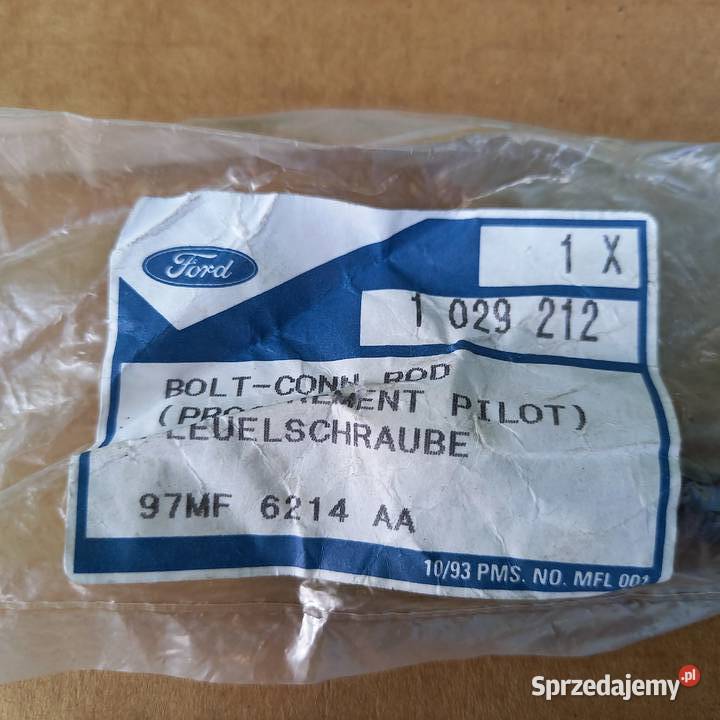 102921297MF6214AA osobowe Kraków