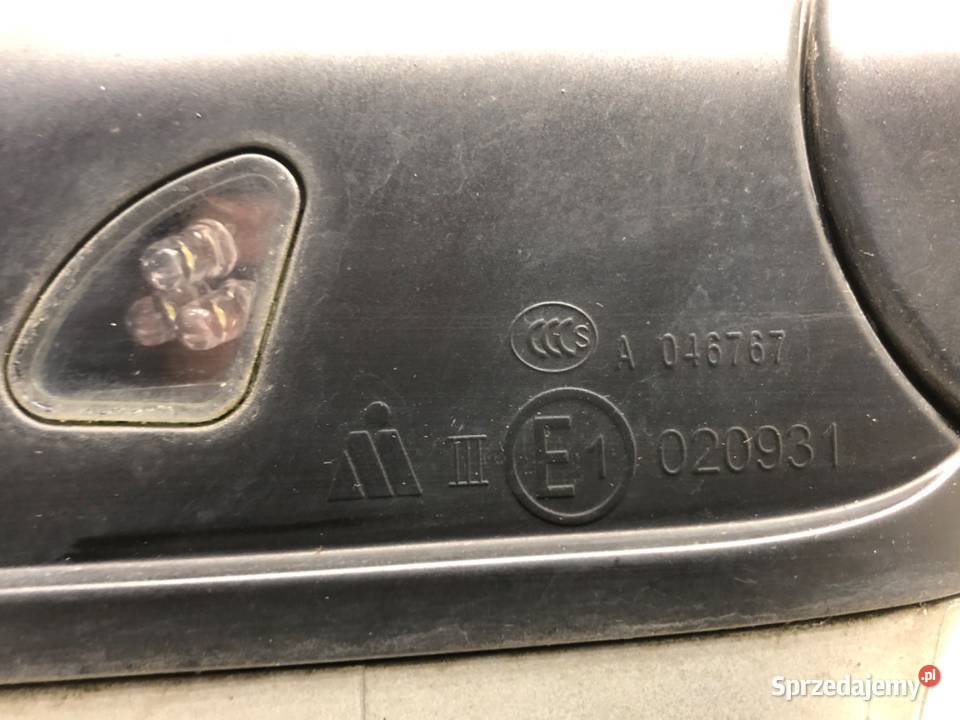 LUSTERKO PRAWY AUDI A8 D3 SedanLimuzyna 0210 sprzedam