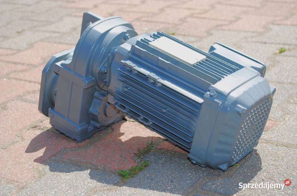 Motoreduktor kołnierzowy 075kw 104obrmin Firmy Kargowa
