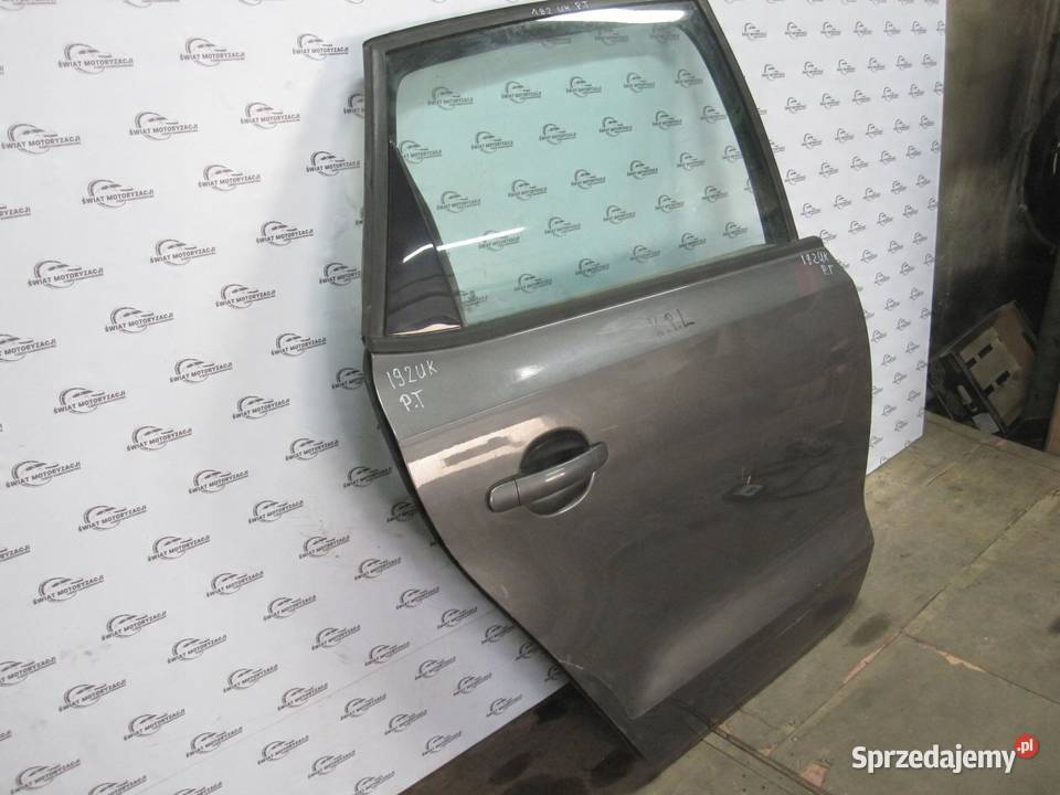 VW POLO V 11r drzwi prawe tył