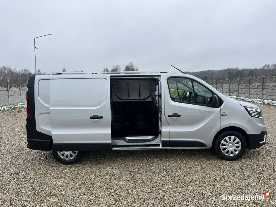 Renault Trafic L2H1 20150 Gwarancja Relingi srebrny Daleszyce