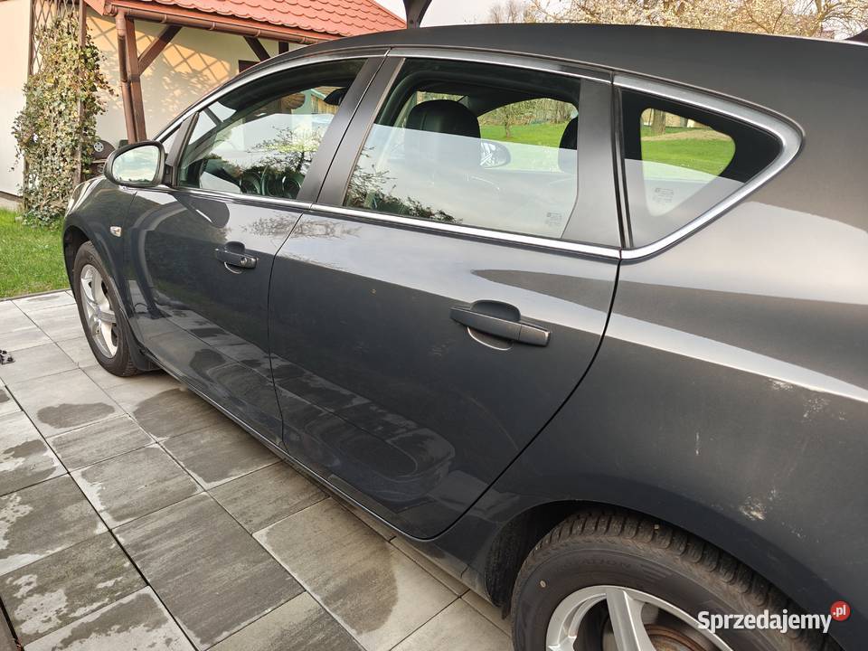 Opel Astra J 5d 17 CDTI 130 Wersja Cosmo Polift