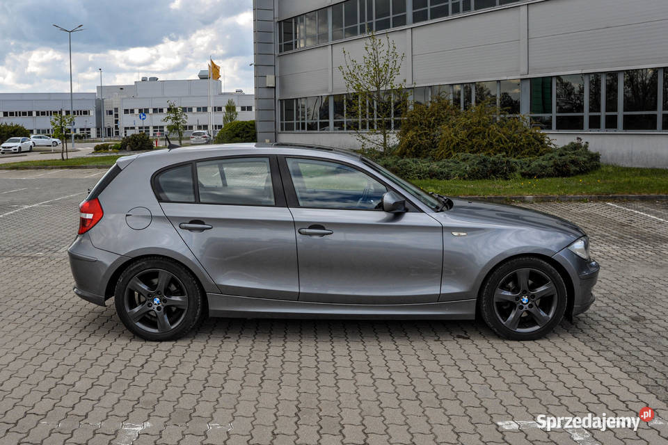 BMW Seria 1 Bezwypadkowy Lift 2011 r iDrive benzyna Wrocław