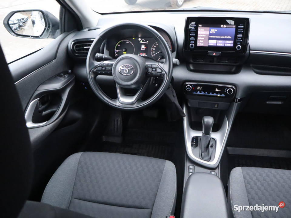 Toyota Yaris 15 Hybrid Katowice