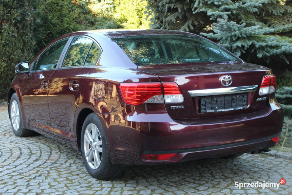 Toyota Avensis Benzyna 147 Przebieg 114 III 2009 tempomat Lubań