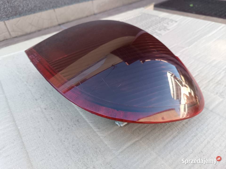 Toyota Yaris 1 I fl Lift Lampa prawy tył prawa Rok produkcji 2004 Częstochowa