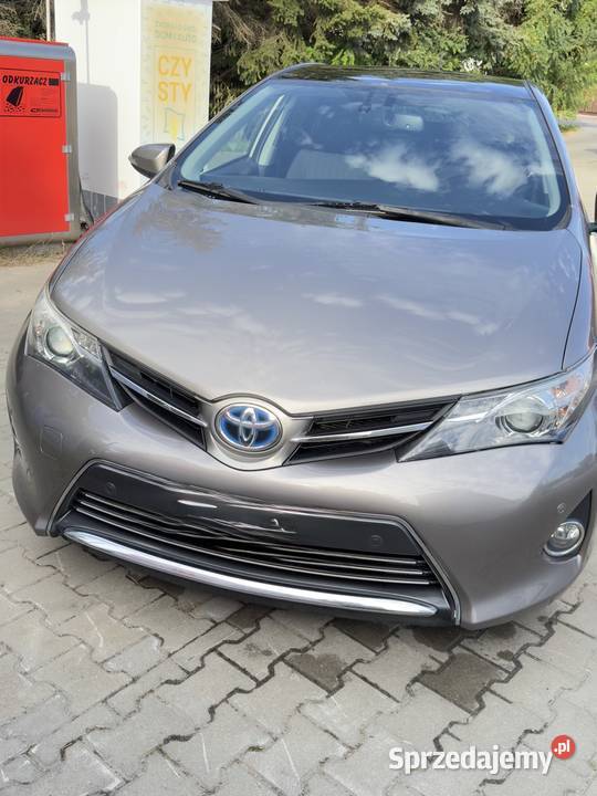 Toyota Auris hybryda 18 bogate wyposażenie podgrzewane fotele Samochody osobowe mazowieckie