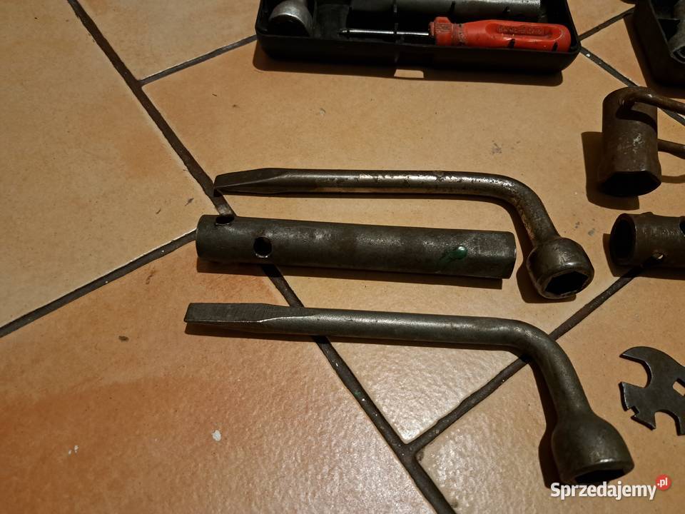 Klucze motor rowersam z czasów PRL wielkopolskie Leszno