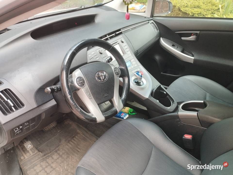 Toyota Prius Active hybryda 2015 Prius