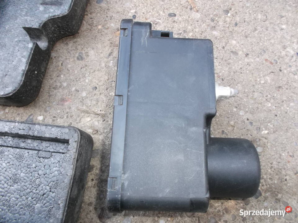 AUDI A4 B5POMPA POMPKA CENTRALNEGO ZAMKA 1H0 962 Świerzawa sprzedam