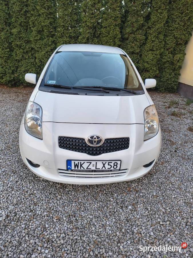TOYOTA YARIS 155000km Magnuszew