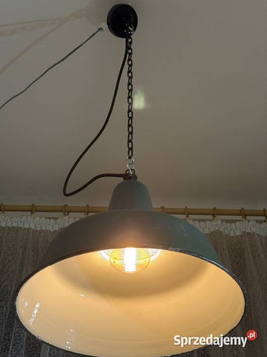 Lampa industrialnaOBs3 z lat 60 Radom