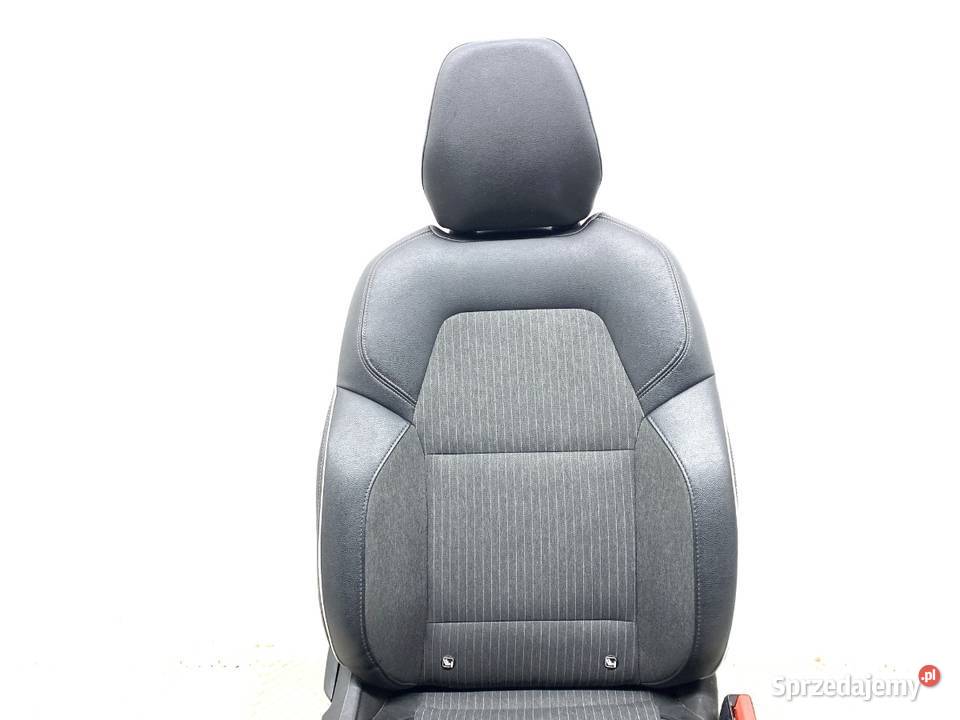 FOTEL PRAWY PRZÓD RENAULT CLIO V Hatchback