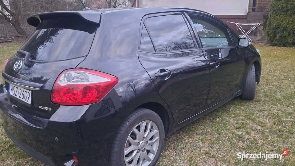 Toyota auris 16 bgaz 226000km Szydłówek