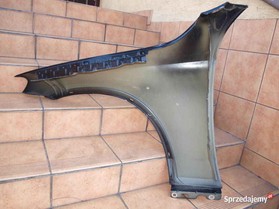 Mercedes GLC W253 A253 błotnik prawy przód 2015 osobowe