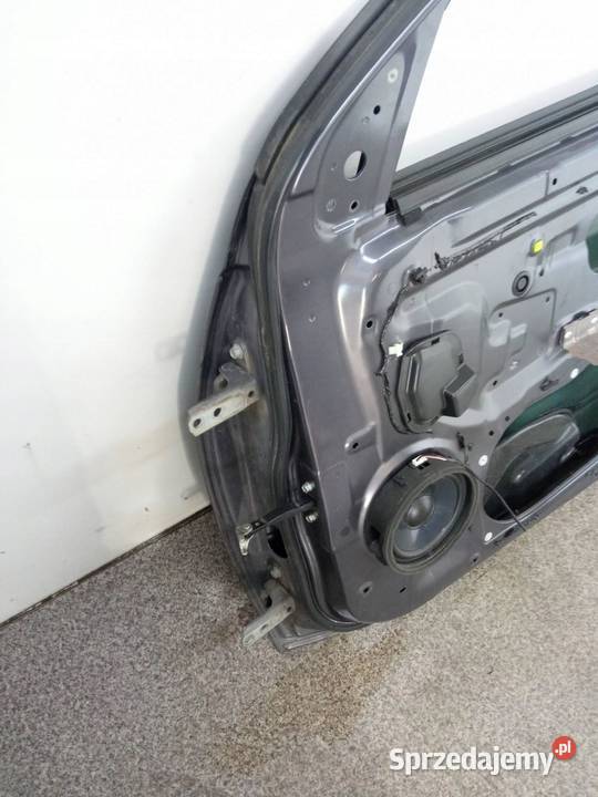 DRZWI PRAWE PRZÓD 92P Mitsubishi Outlander II Rok produkcji 2011