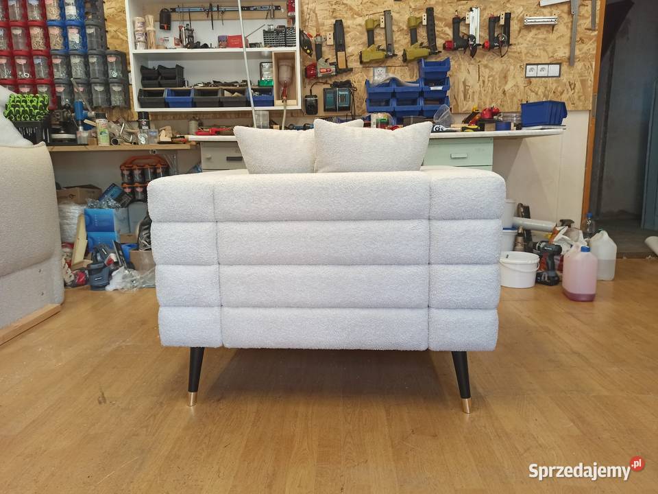 Nowoczesny fotel tapicerowany