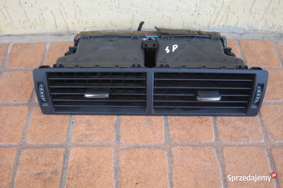 KRATKA NAWIEWU ŚRODKOWA AUDI A4 B6 8E0820951H