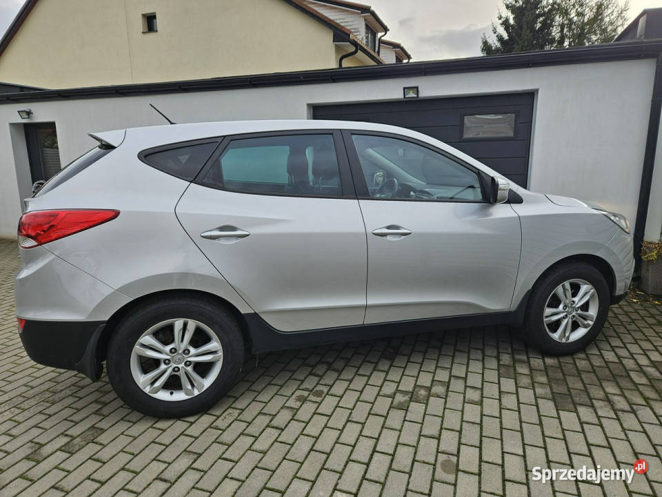 Hyundai ix35 20 16v 163 niski przebieg Gdynia