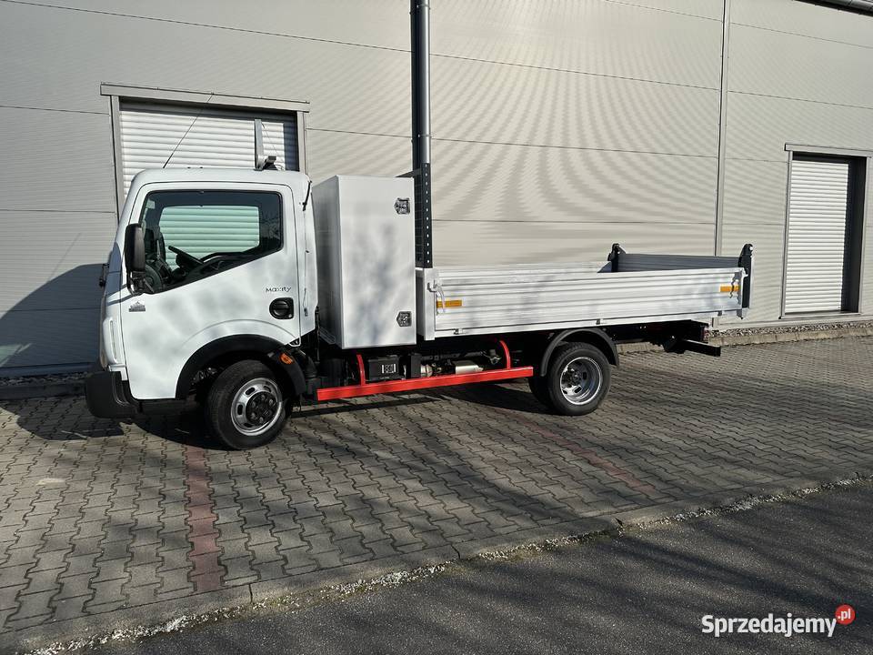 NISSAN CABSTAR NT400 MAXITY KIPPER WYWROTKA Rok produkcji 2012 Piekarzew