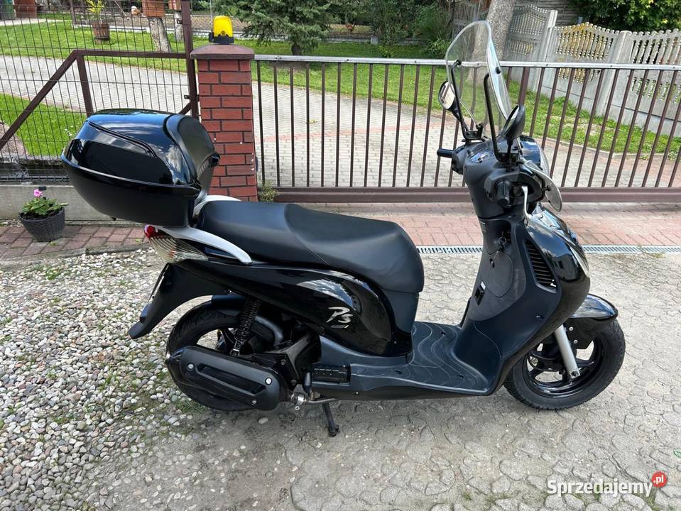 Honda 125i 125 wtrysk zadbany kufer szyba 2 benzyna Bobowo