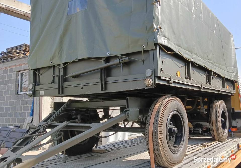 Przyczepa D46 z plandeką łódzkie Skierniewice sprzedam