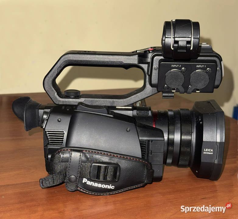 Kamera profesjonalna PANASONIC HCX2000 dwa