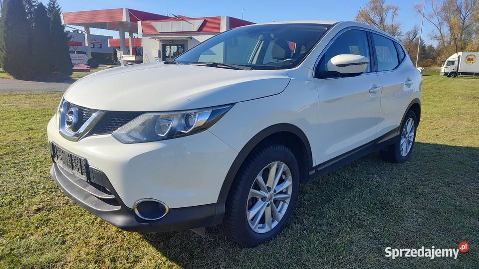 Nissan Qashqai 2016r benzyna 115 Lubaczów