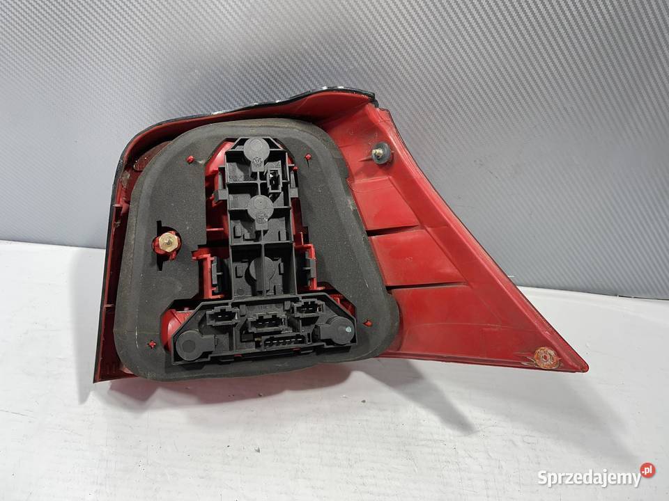 VW GOLF 4 LEWA LAMPA TYŁ HB osobowe Ostroróg sprzedam