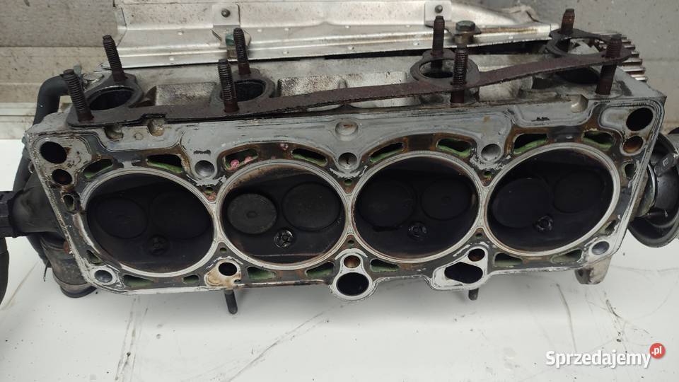 GŁOWICA VW PASSAT B5 FL 06B103373T 16 102 AHL Głowice cylindrów