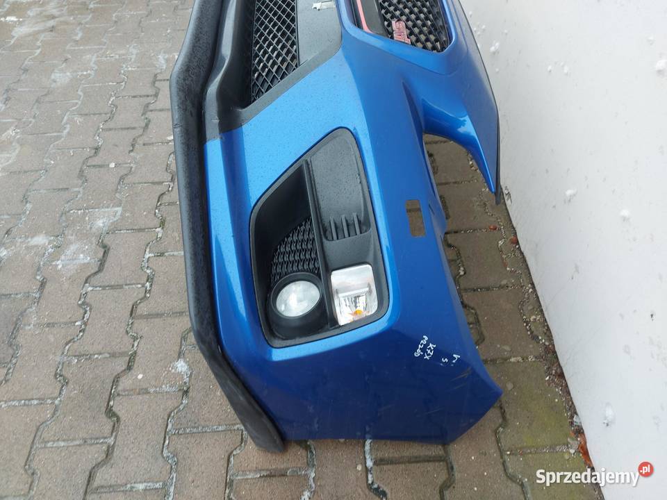 Subaru WRX STI 2015r zderzak przód przedni